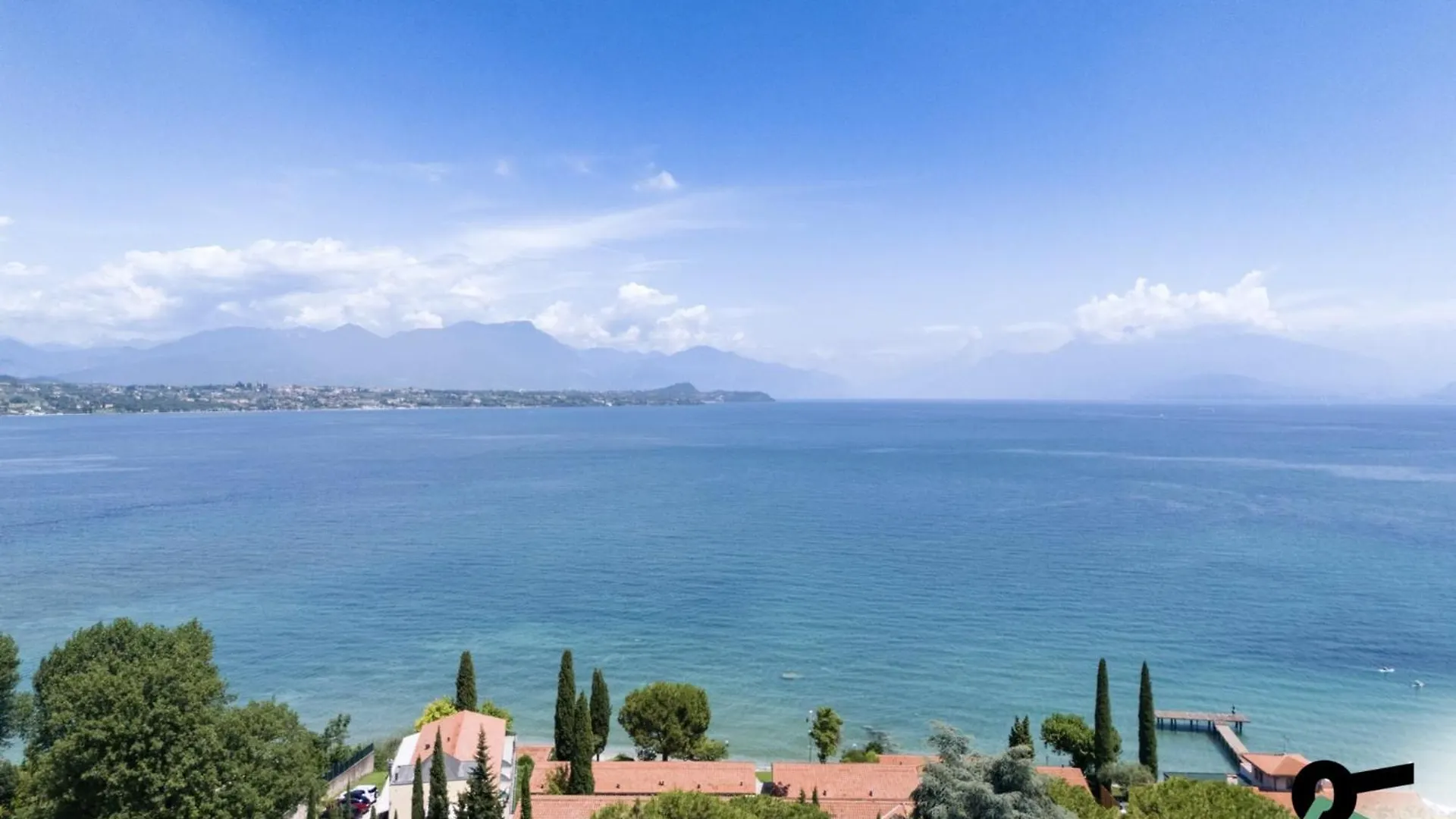 Hotiday Apartment Collection - Desenzano location