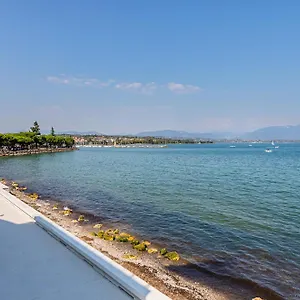 2* Aparthotel Residenza Miralago By Wonderful Italy