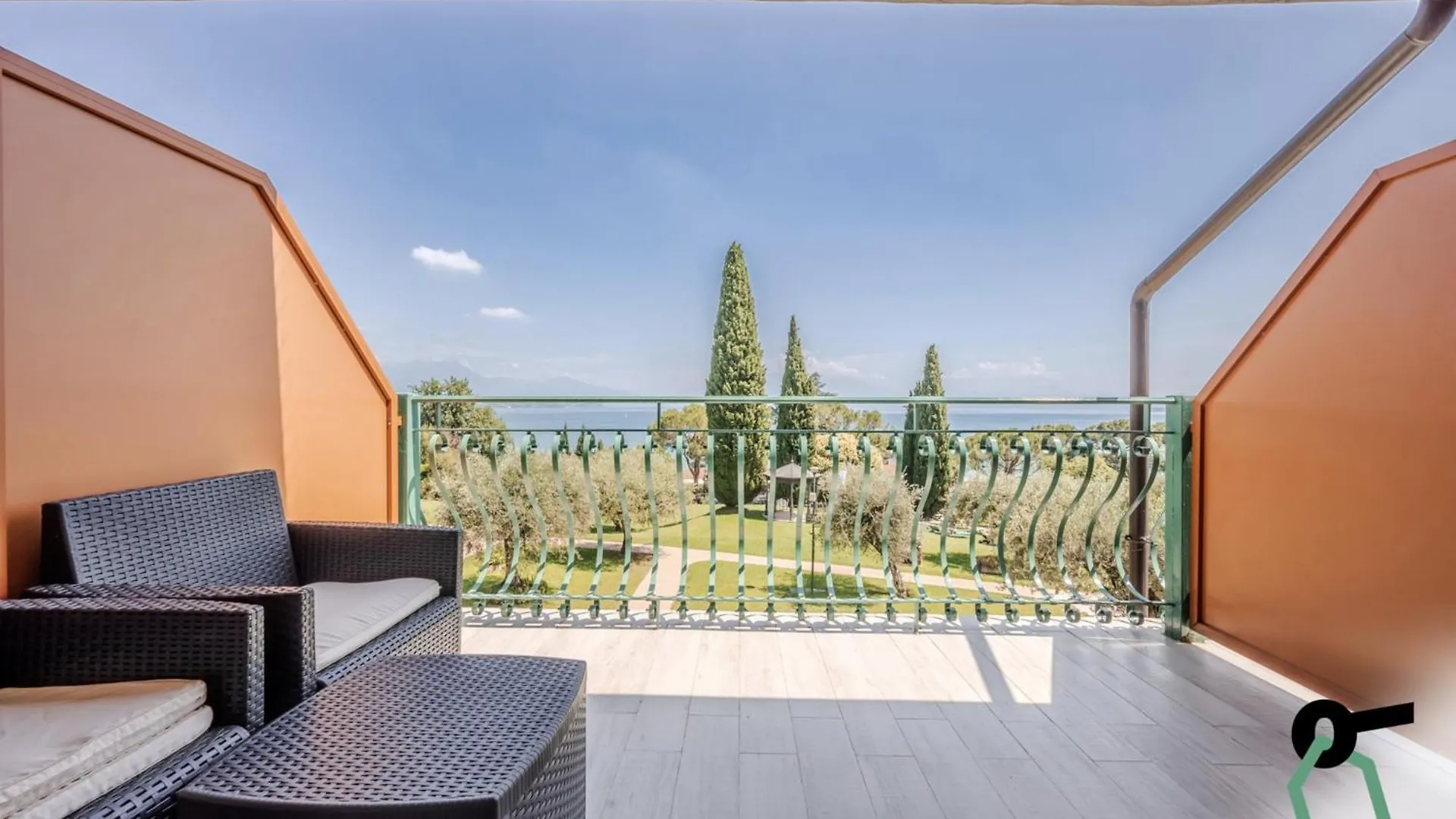 Hotiday Apartment Collection - Desenzano Desenzano del Garda 0*,