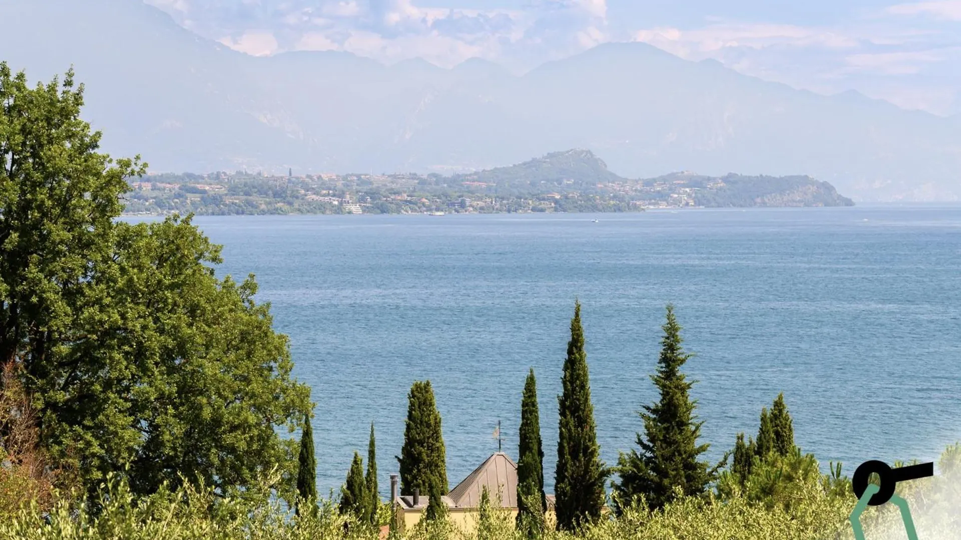 Hotiday Apartment Collection - Desenzano Desenzano del Garda Lejlighedshotel